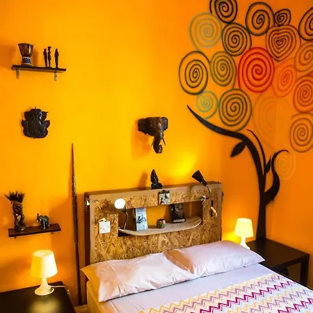 בית אירוח Five Trees