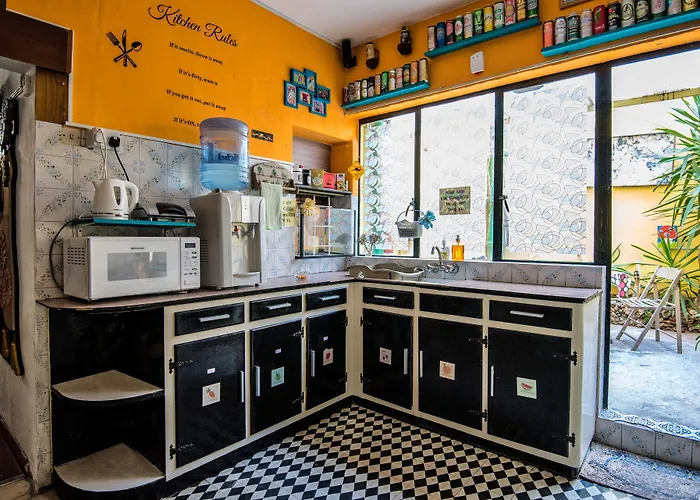 Δωμάτια σε οικογενειακή κατοικία Five Trees *