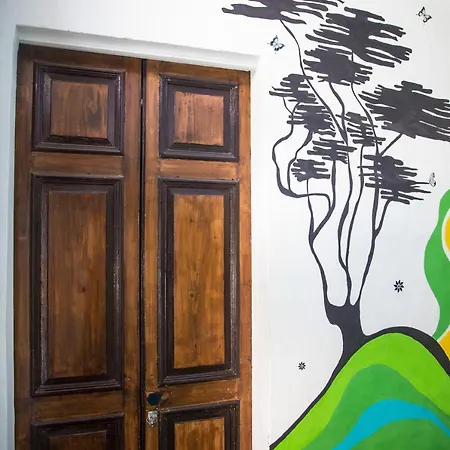 Rum i privatbostad Five Trees *