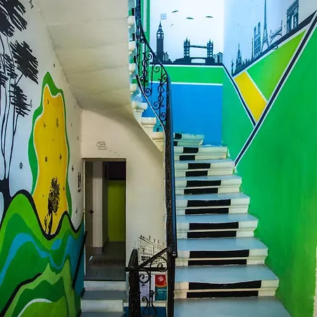 Rum i privatbostad Five Trees